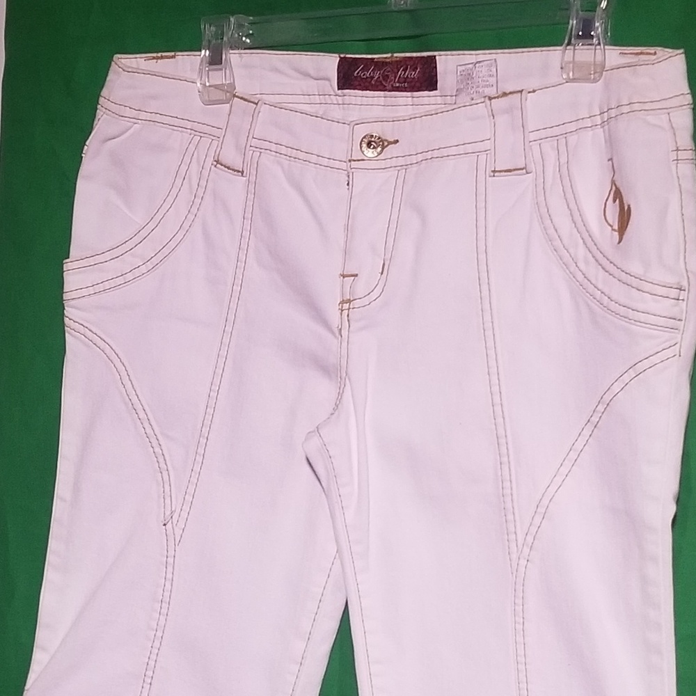 Shorts - Picture 2 of 8